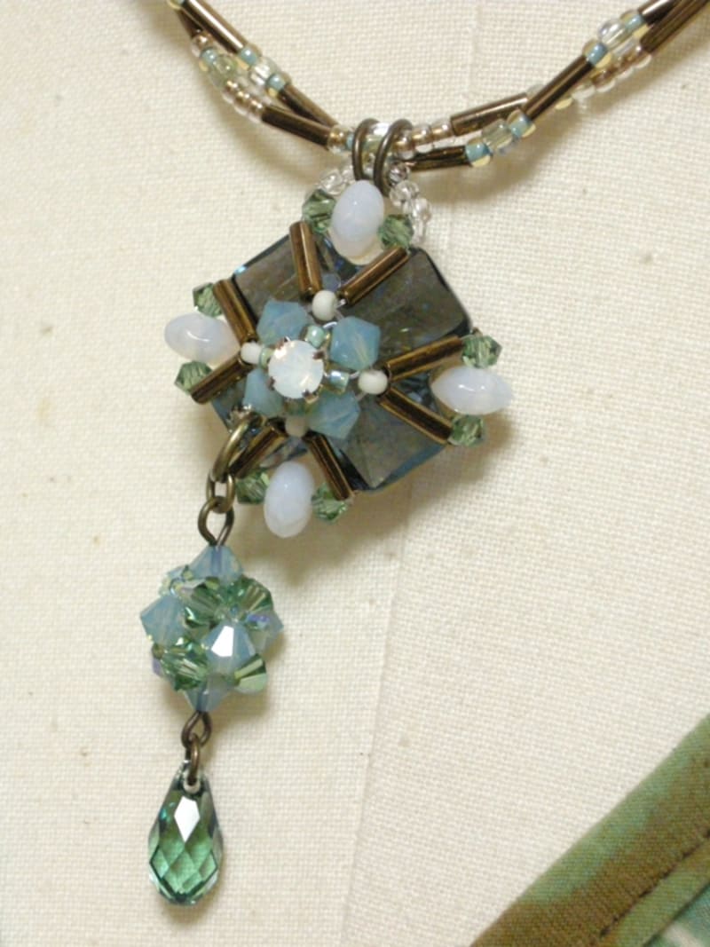 チャーム付きクロスペンダント