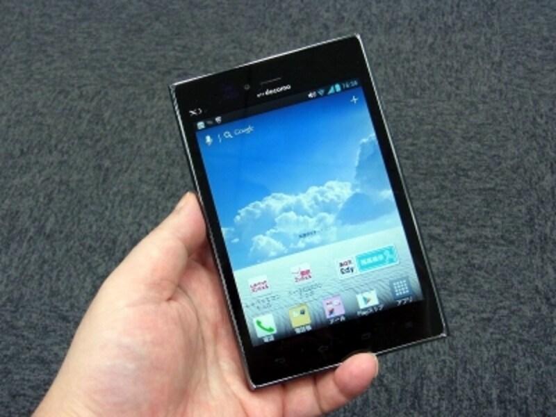 文具みたいな新しいスマートフォンOptimus Vu L-06D