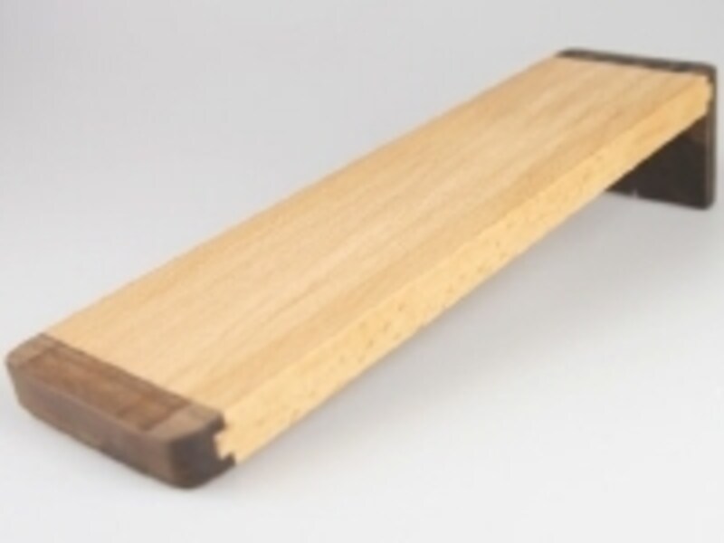 ツートンカラーで美しいどんぐり専用滑り台