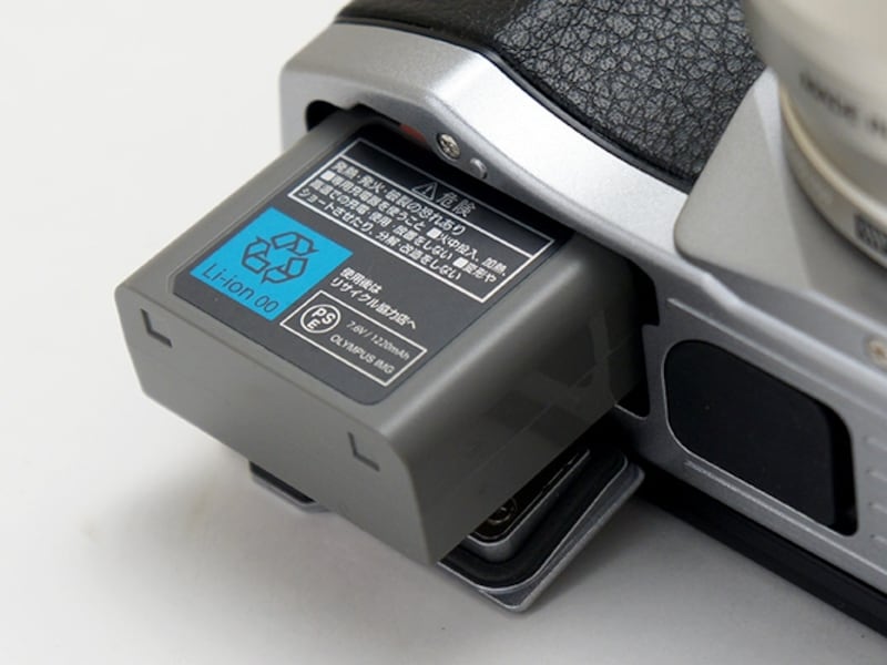 OM-D E-M5 バッテリー