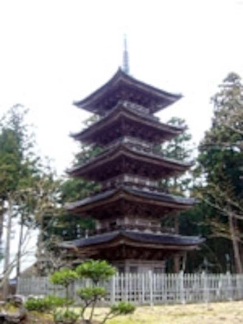 県内唯一の五重塔でもある、妙宣寺五重塔