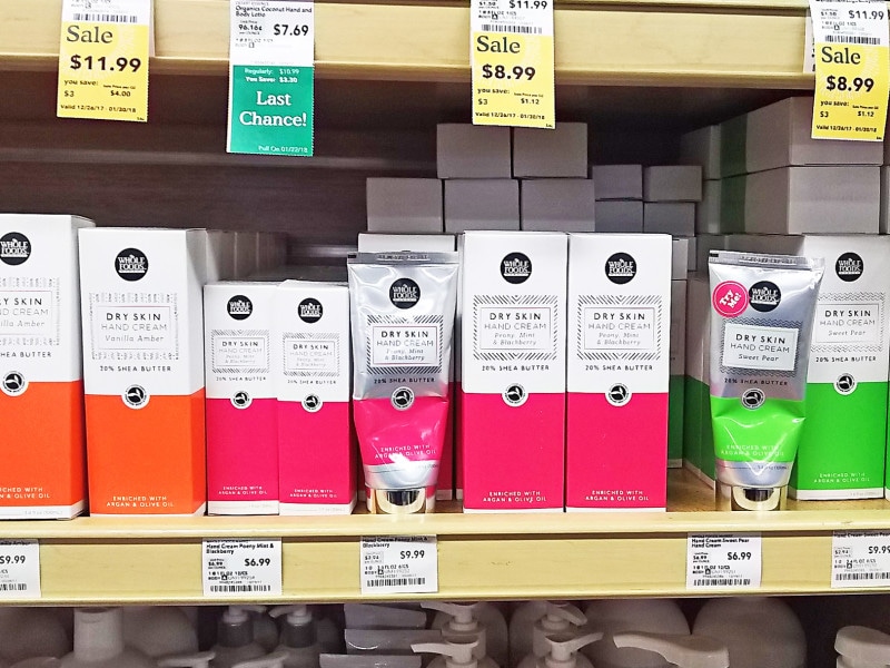 オリジナルハンドクリーム(6.99ドル)は、シアバターがたっぷり入って香料不使用。香りはバニラ、ピオニー(芍薬)、スイートピア(洋梨)の3種類