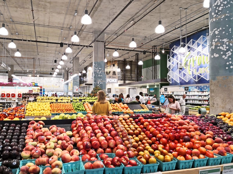 2018年5月にオープンしたクイーン店。2フロア構成で広さは約6700平方メートル!