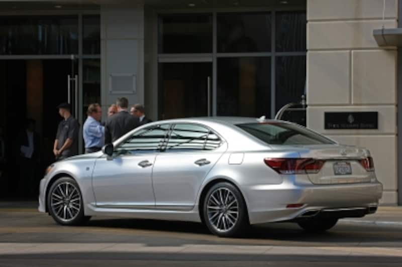 LS460