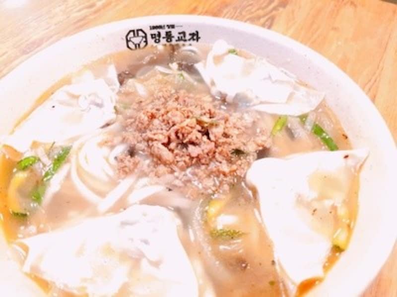 明洞餃子のカルグククス