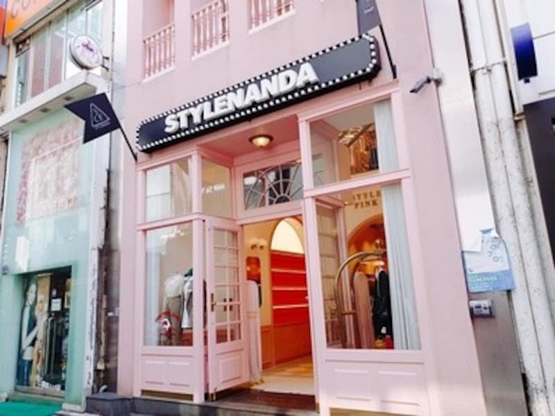 STYLE NANDA明洞の PINK POOL CAFE