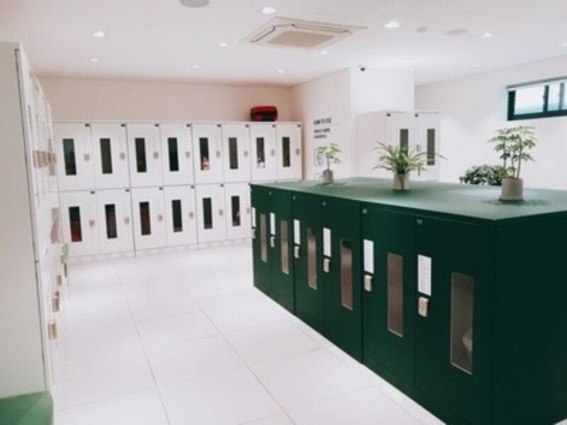 イニスフリーグリーンカフェの無料ロッカールーム