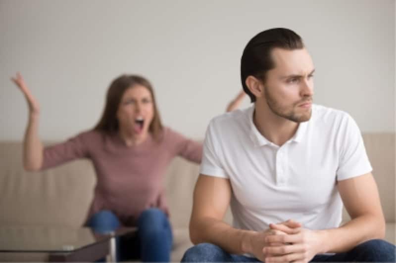 家事をしない夫は多いもの。妻だって疲れているのに……そんな不満が募って離婚の危機を迎えることも！？