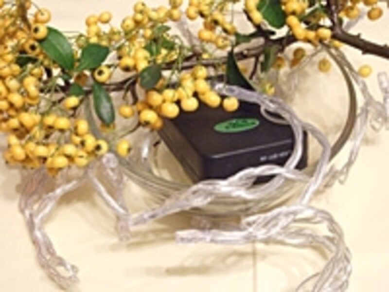 電池ボックスが目立たないように飾る