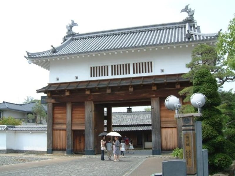 掛川城大手門