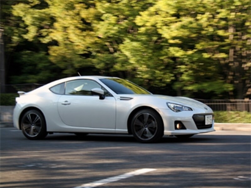 スバルBRZ