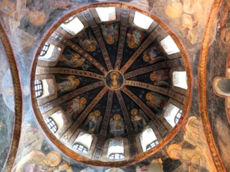 カーリエ博物館、内拝廊ドーム