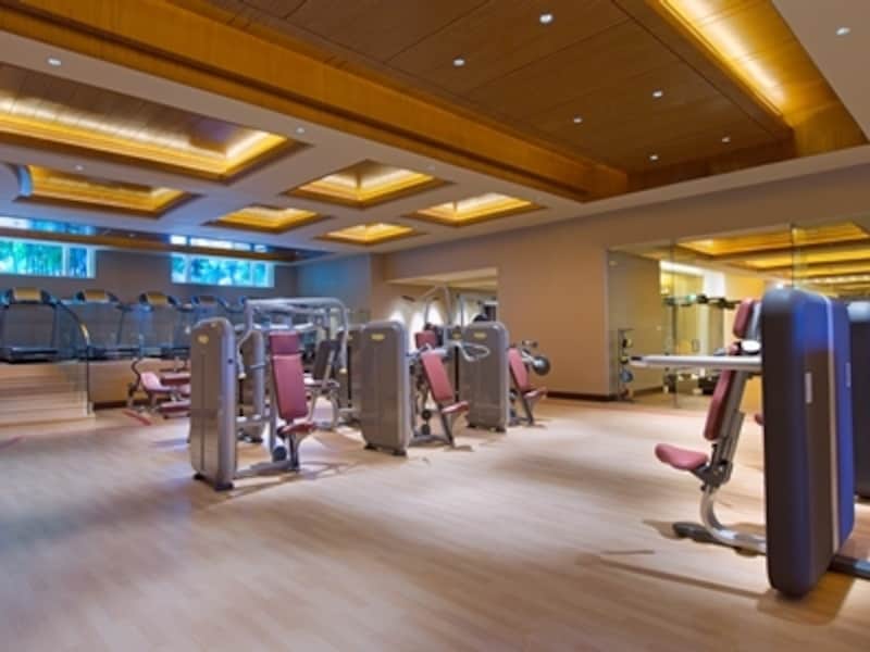 フィットネスセンター (c) Sheraton Macao Hotel
