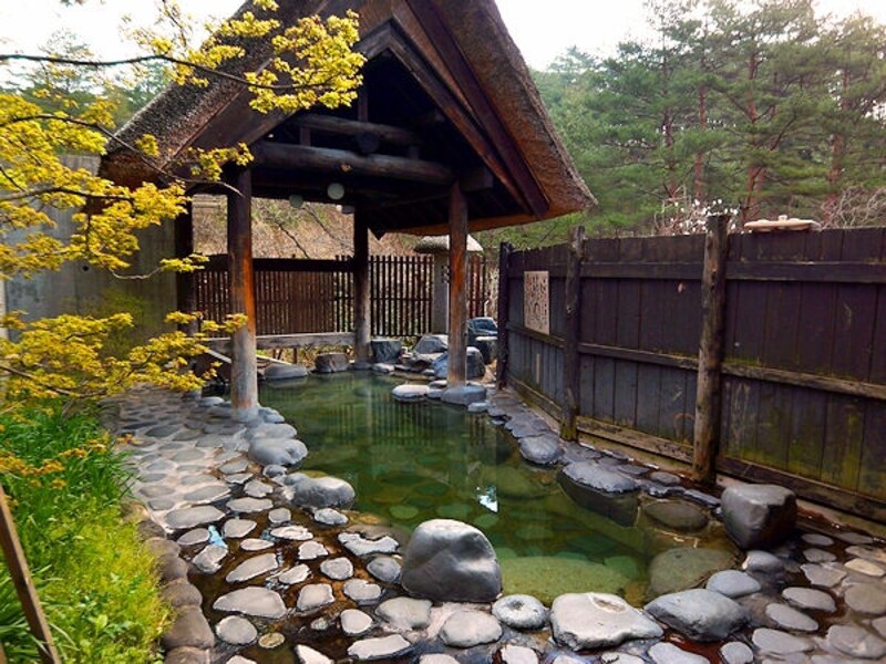 中山平温泉旅館琢秀の露天風呂