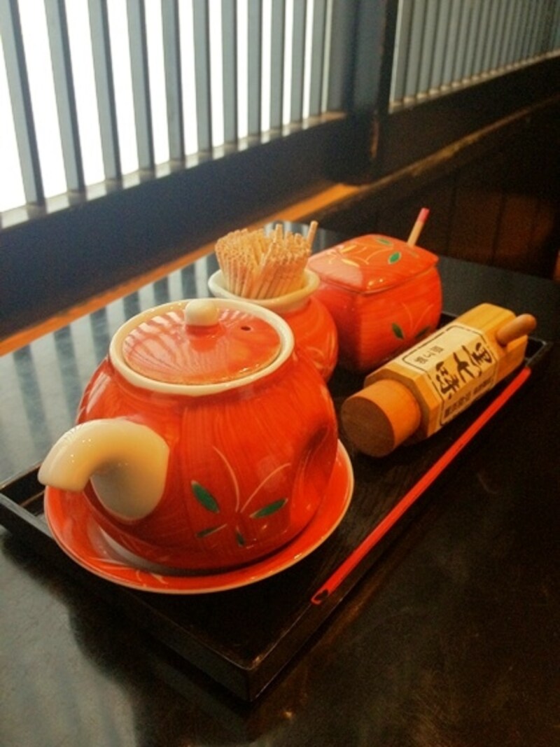 化学調味料を使わない同店。塩は宮古島の雪塩を使用