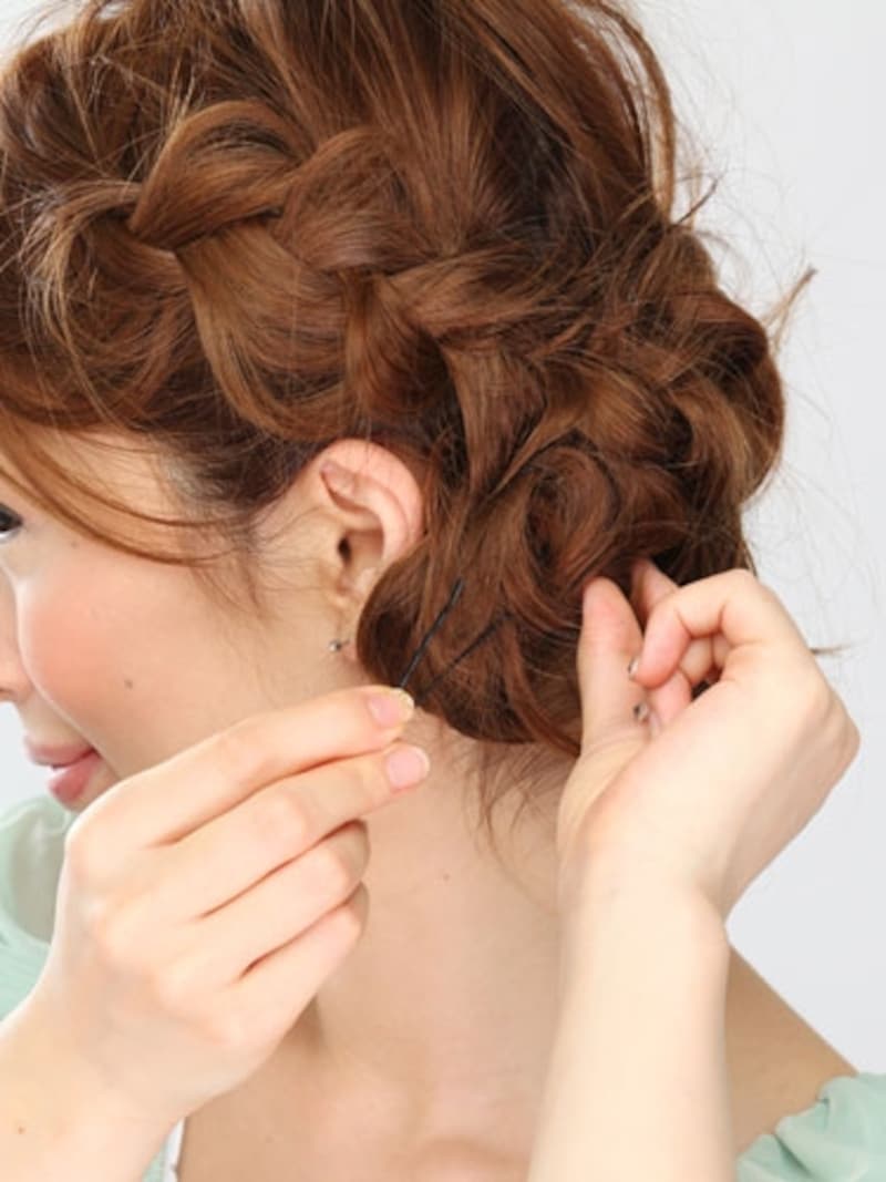 左サイドに全体の量感が集まるように