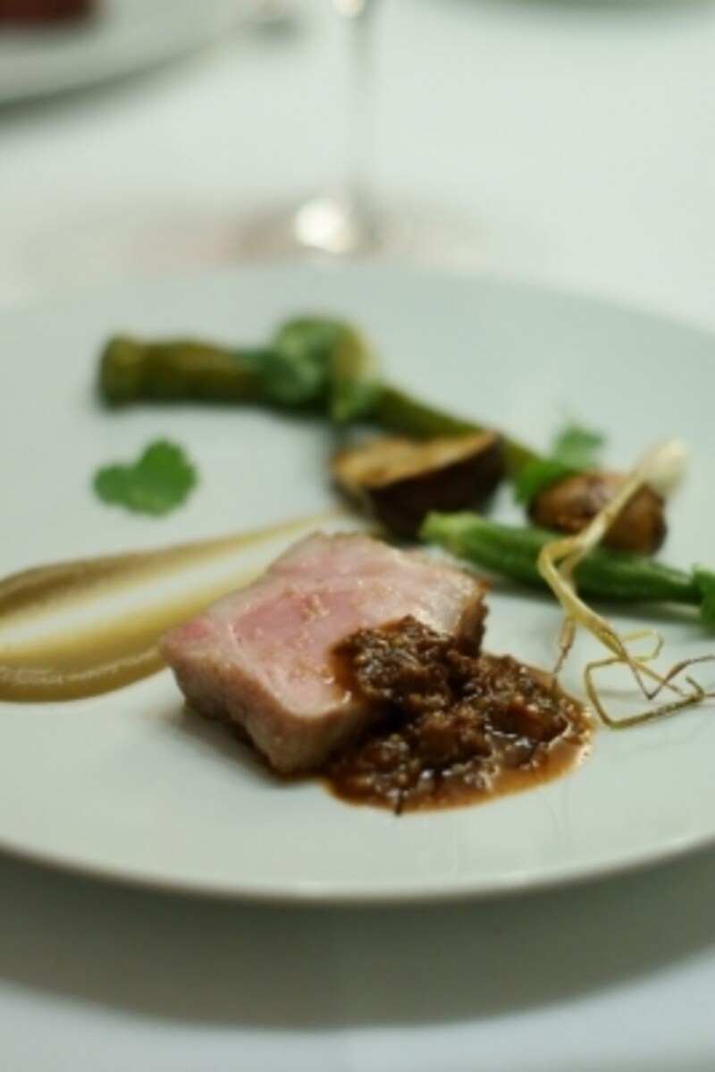 「アキュイール」の一皿