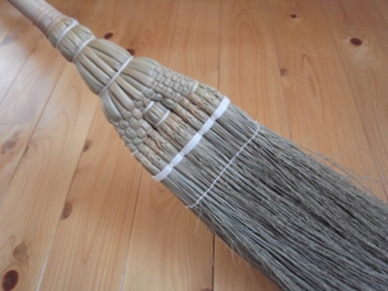 編み込み部分がキリリと美しい