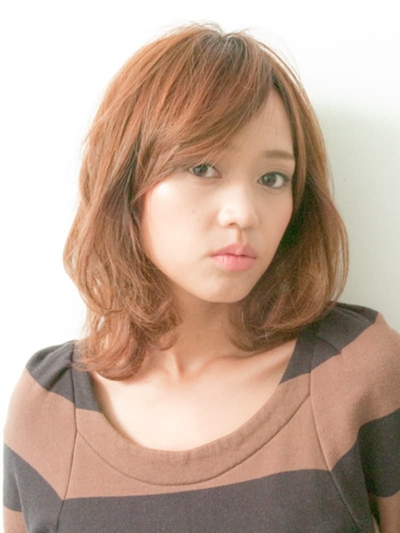 鎖骨ラインのミディアム