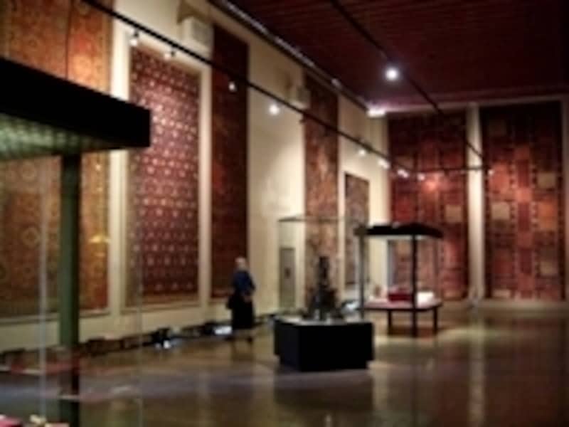 本物の絨毯をたっぷり見て、目を肥やして！