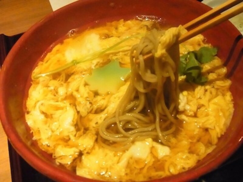 玉子とじ蕎麦undefined900円