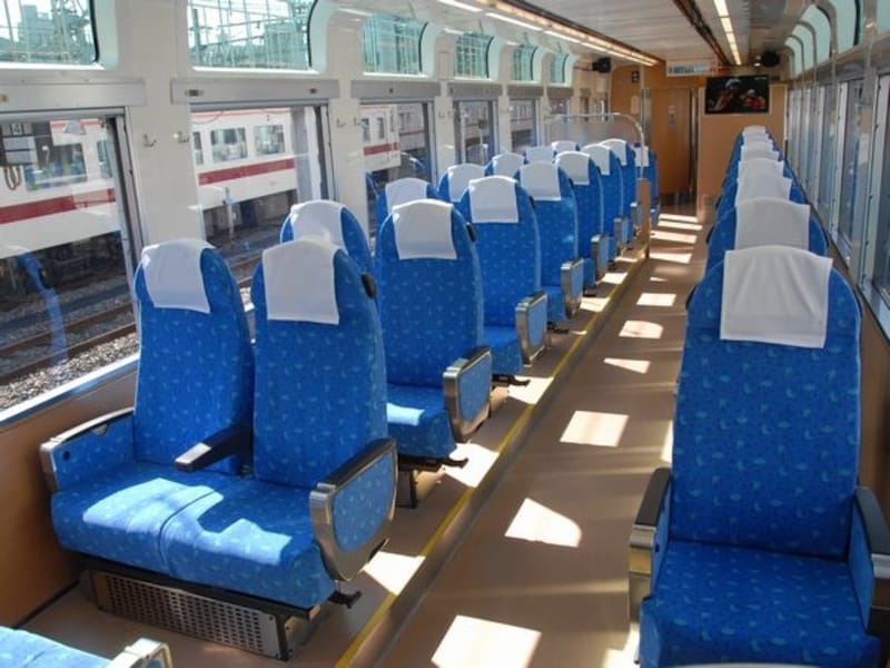 クロスシート