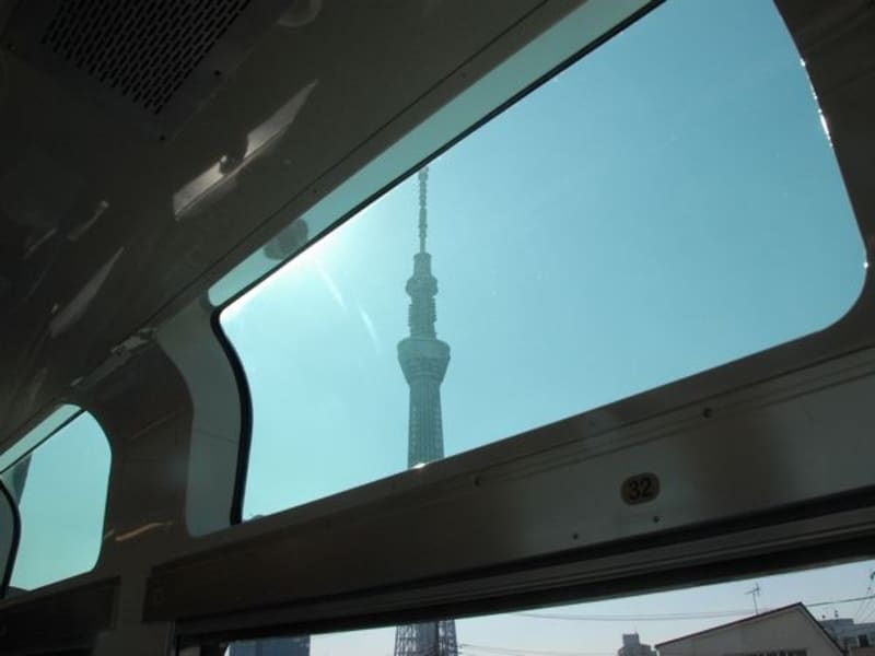 車窓のスカイツリー