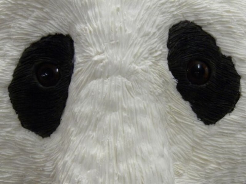 チョコレート製のジャイアントパンダの顔を正面から見ると・・