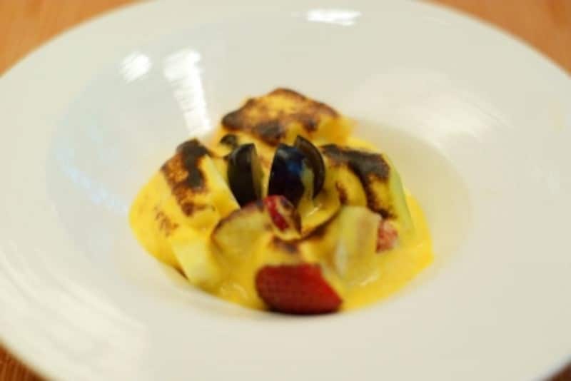 フルーツグラタン、マルサラワインとオレンジサバイヨン