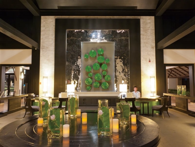 ランナー王朝をイメージさせる荘厳な雰囲気のレセプション