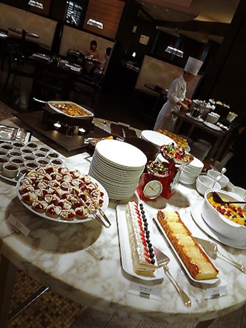 フレンチキッチン デザート台