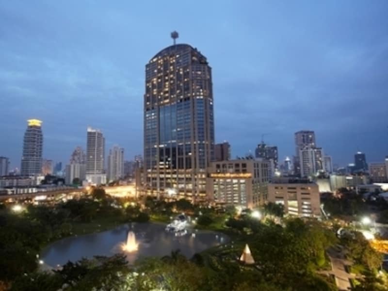 エンポリアム, サービスアパート, スクンビット