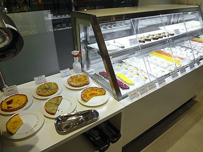 ピーチジャスミン スイーツ台