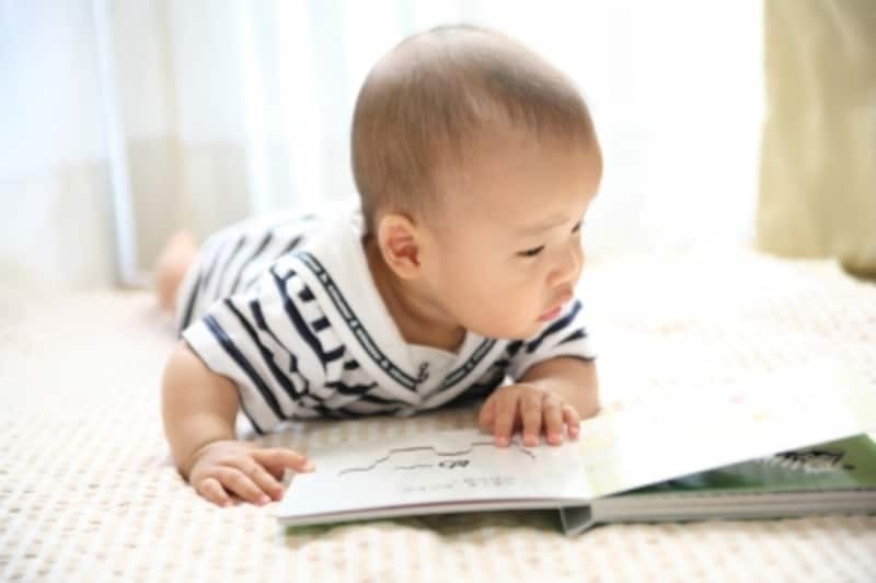 0歳の赤ちゃんに人気のオススメ絵本はこれだ！
