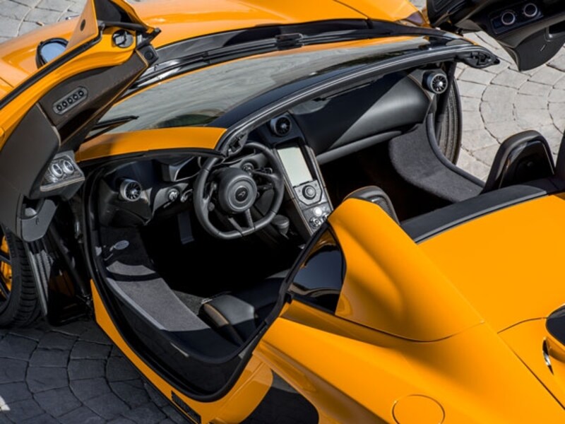 マクラーレンMP4-12Cスパイダー