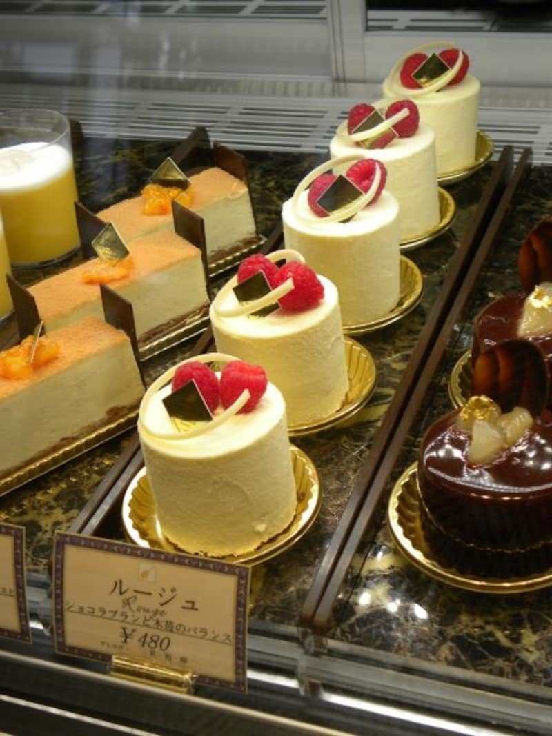 「パティスリー レザネフォール」の「ルージュ」（480円）