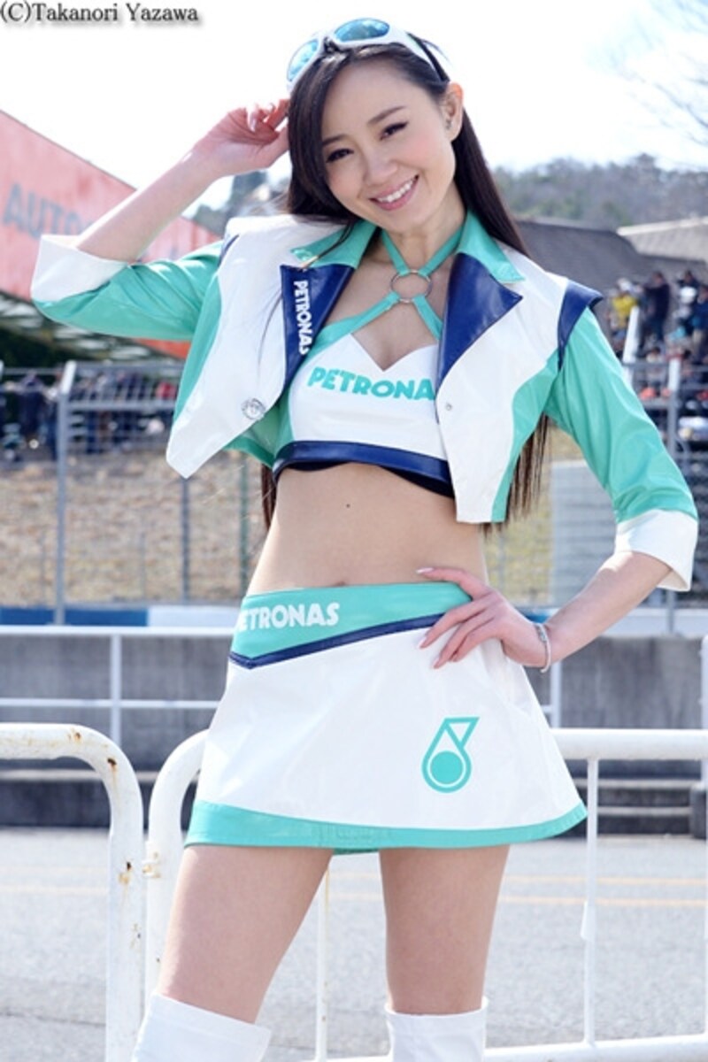 相沢やすか/ペトロナスシンティアムレディ