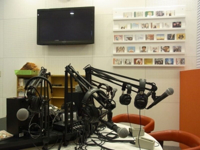 FM千里,ミリカヒルズ