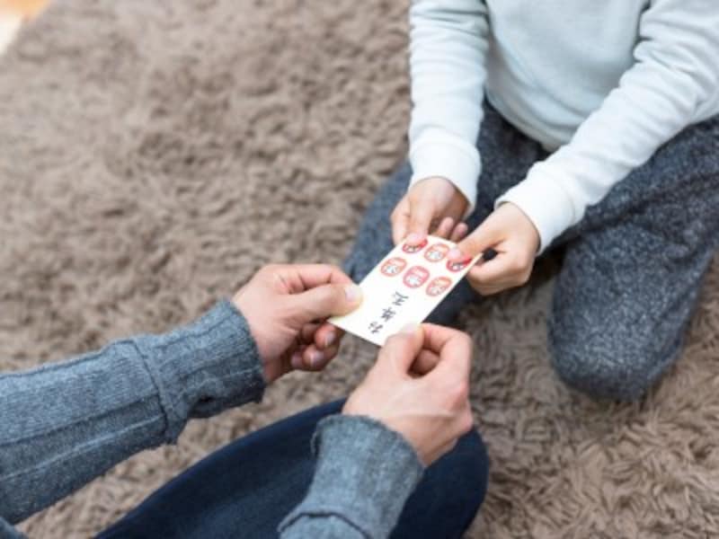 お年玉とは 由来 意味 起源はお金じゃなく餅だった 暮らしの歳時記 All About