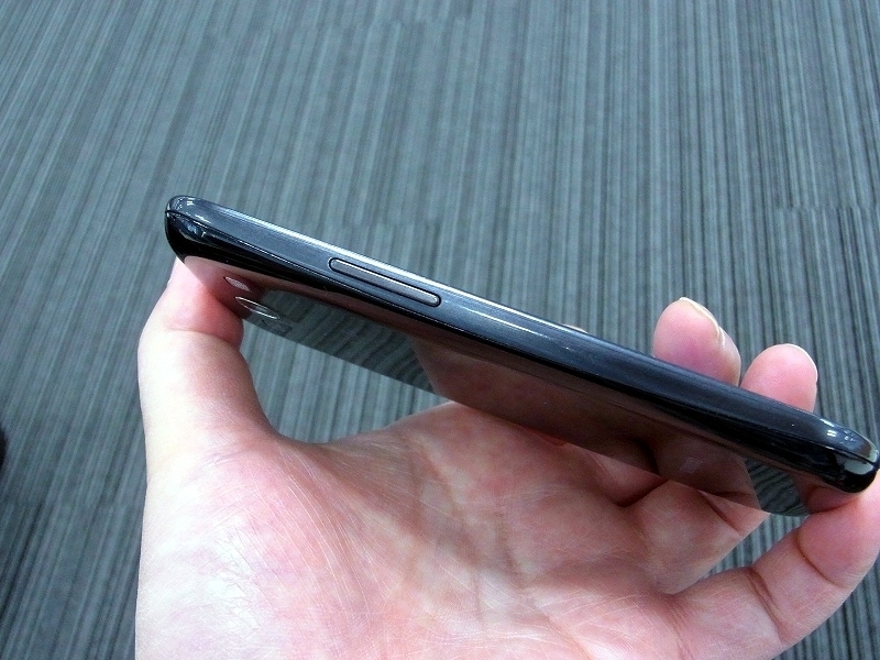 ラウンドの始まりあたりに設置されているので押しやすいボリューム上下キー