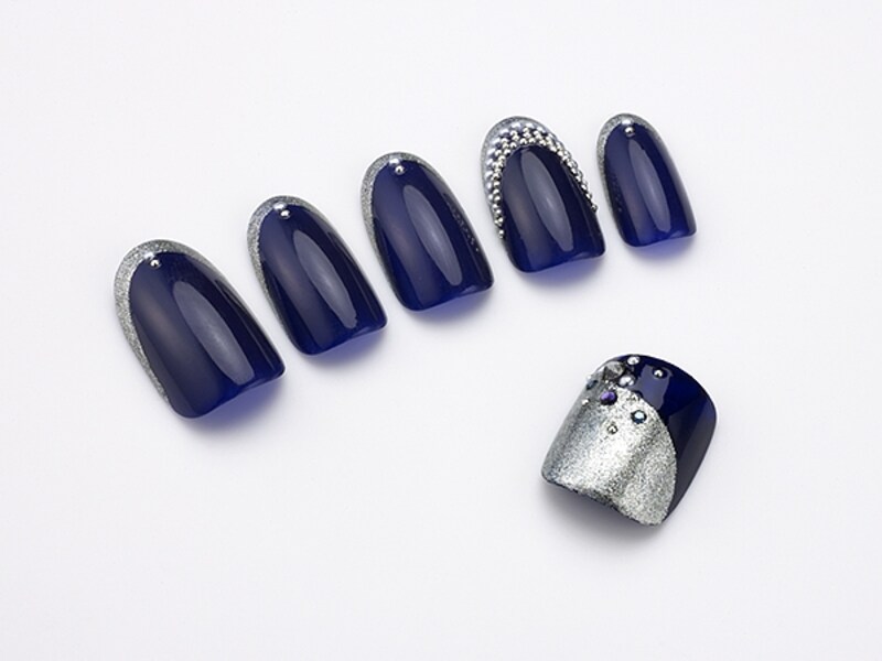 パール使いで高級感を演出