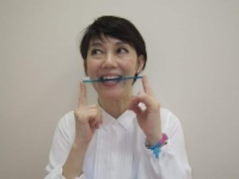 歯ブラシをくわえて