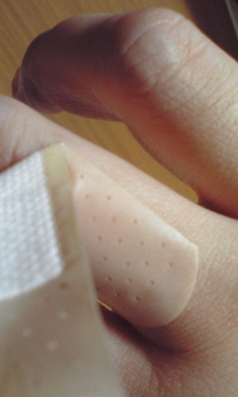 これなら怖くない 絆創膏を脱毛テープ代わりに ボディケア All About