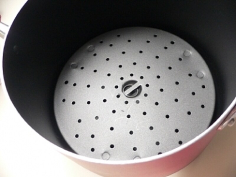 蒸し器 ニトリ おすすめ蒸しせいろの選び方！素材やサイズの違い別、専用鍋が不要な蒸し板も。