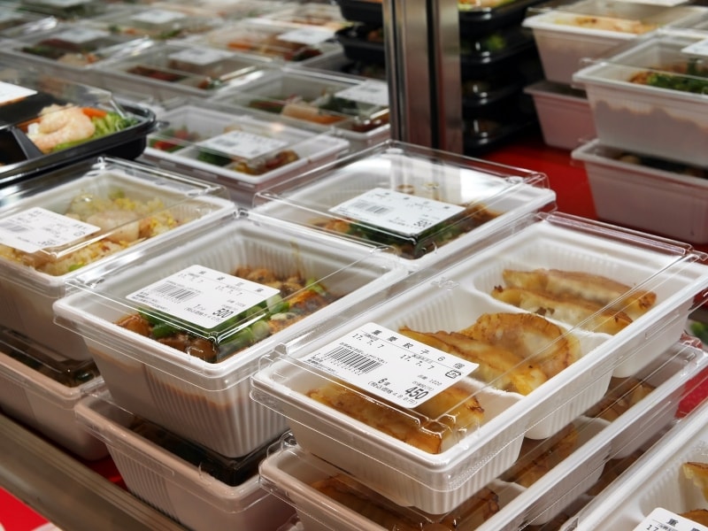 重慶餃子はCIAL桜木町1階にあるショップ「GIFT & DELI」でも購入(テイクアウト)できます。営業時間は10:00~21:00(2017年7月7日撮影)