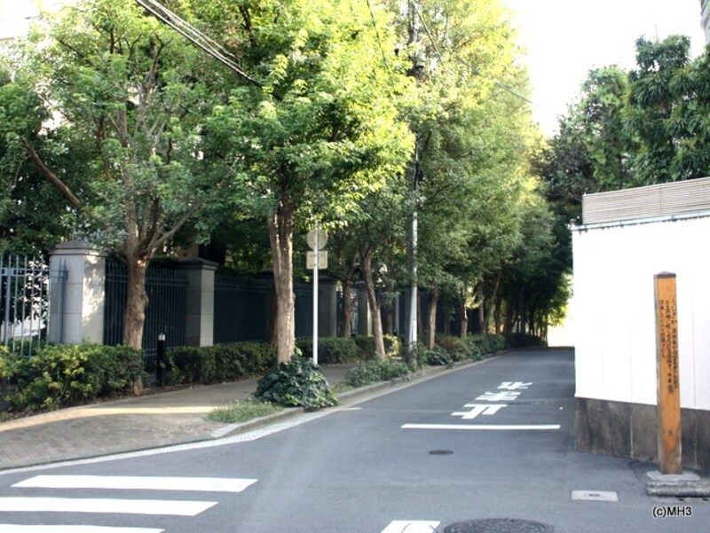 分譲マンションで初めてグッドデザイン賞を受賞した「麻布霞町パークマンション」