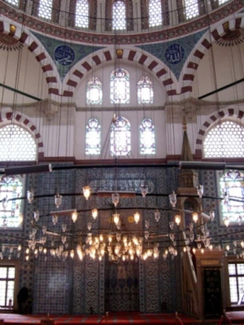 リュステムパシャ内部