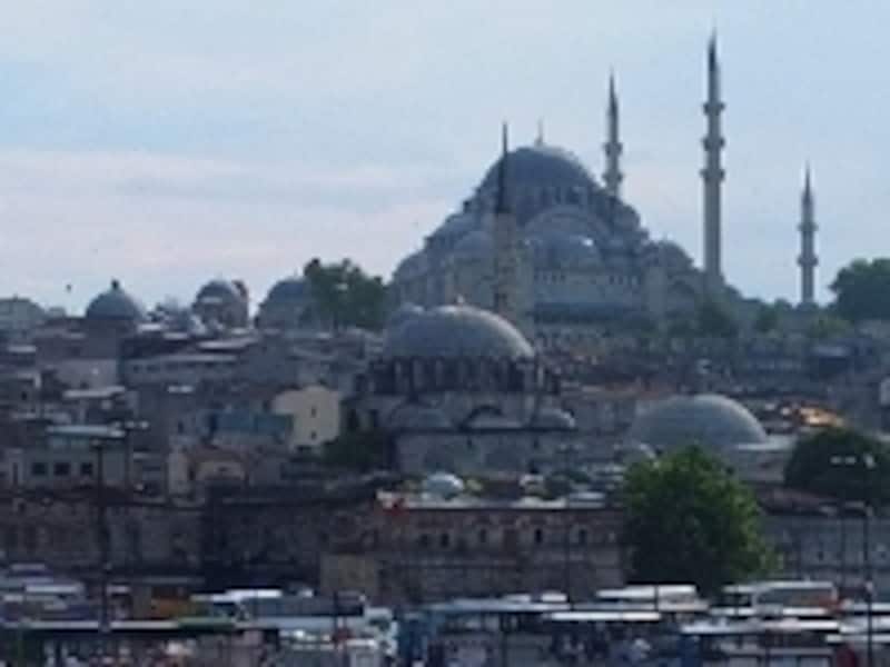 リュステムパシャモスク