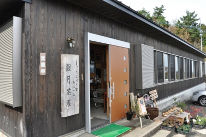 山岳植物に囲まれたキャンプ場 岳人の森 オートキャンプ All About