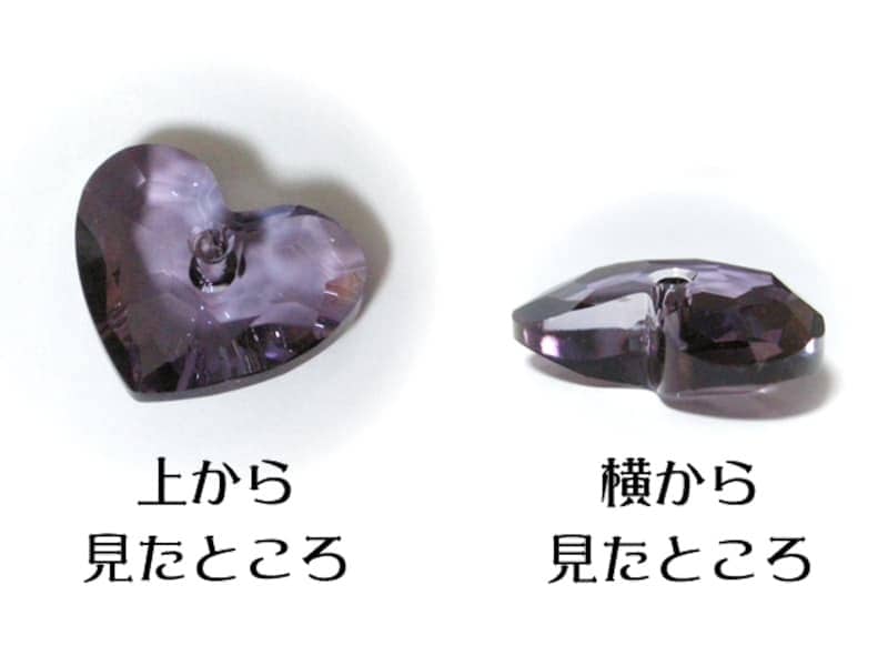 厚みがあるので通常の丸カンは通らないことも